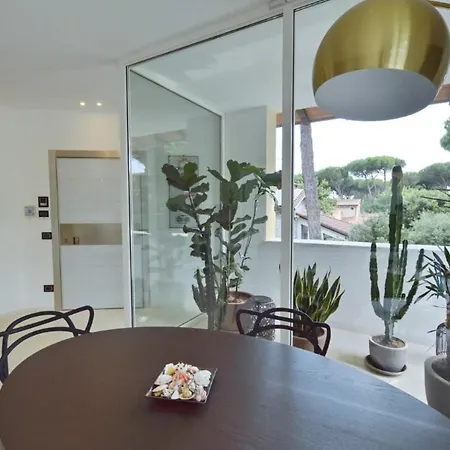 Attico Smeraldo Dei Marmi *