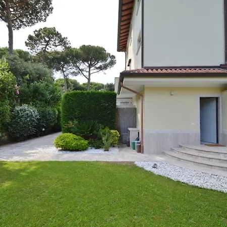 Attico Smeraldo Dei Marmi * 포르데데이마르미